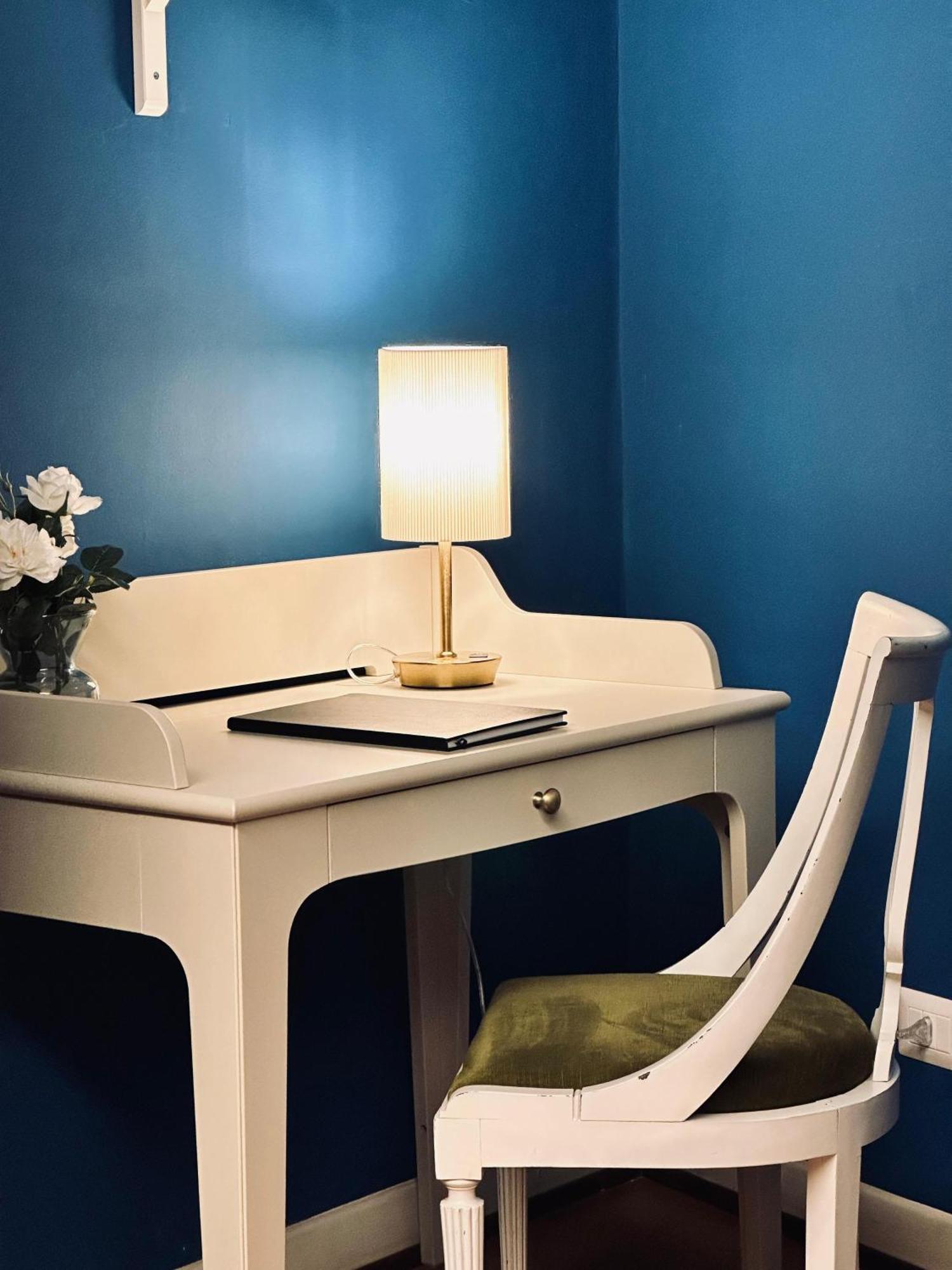 Nerino House, Elegante E Tranquillo Appartamento A 5 Minuti Dal Duomo Milano Exteriör bild