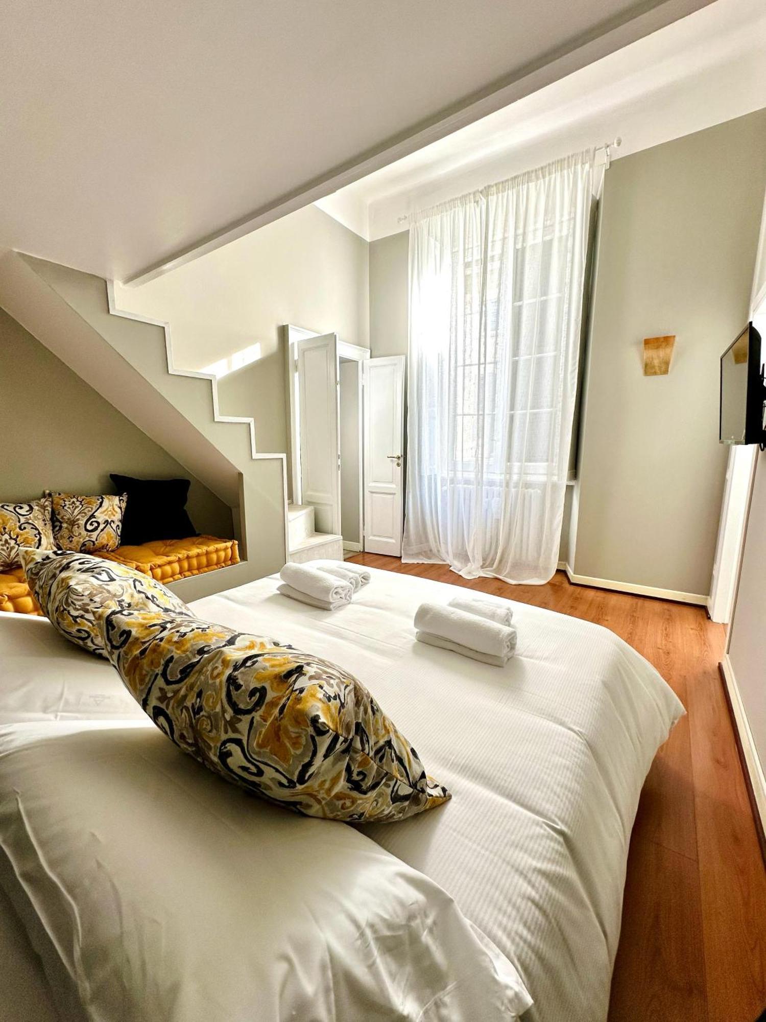 Nerino House, Elegante E Tranquillo Appartamento A 5 Minuti Dal Duomo Milano Exteriör bild