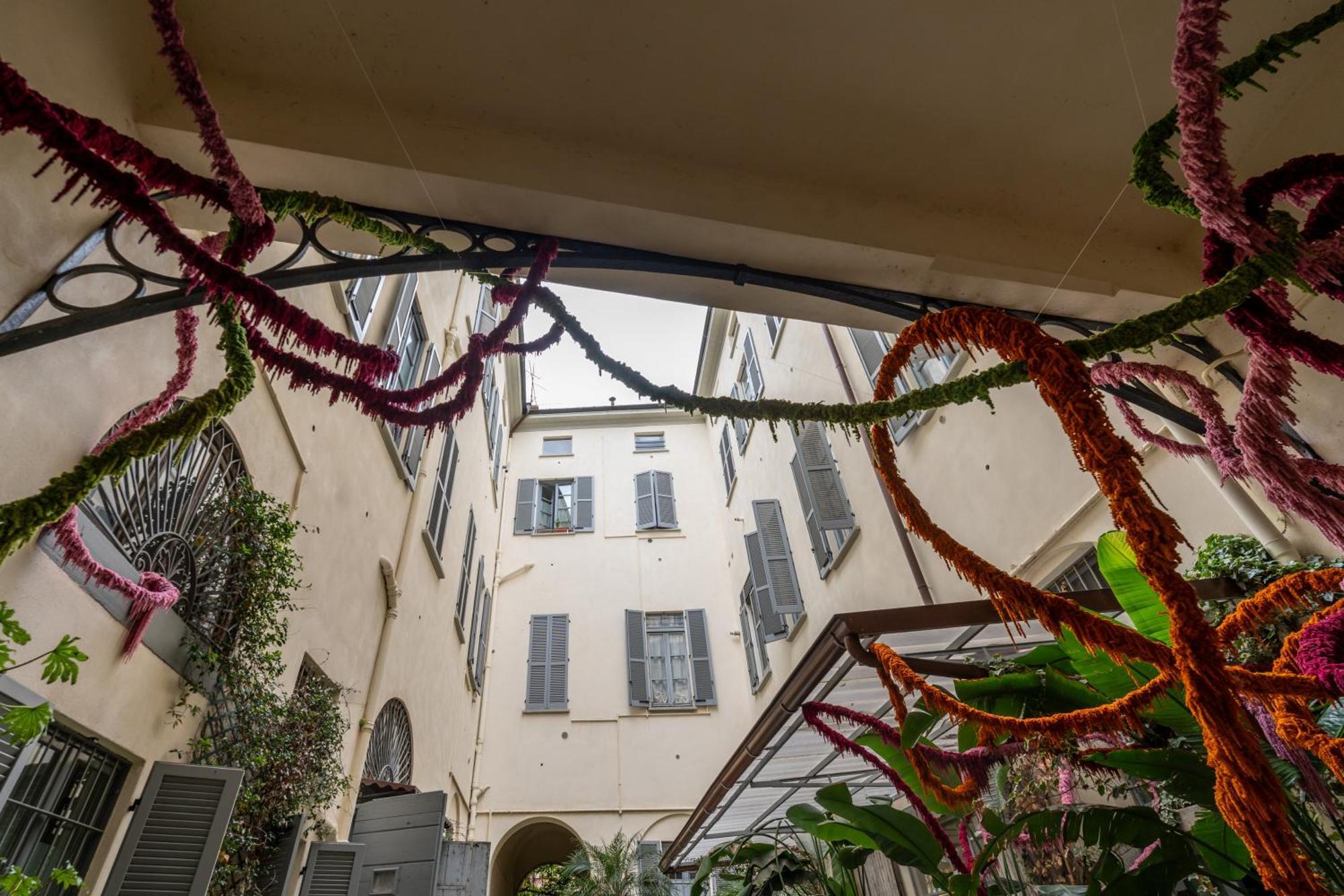Nerino House, Elegante E Tranquillo Appartamento A 5 Minuti Dal Duomo Milano Exteriör bild